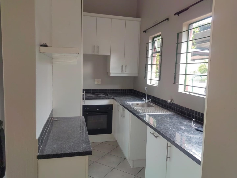 To Let 2 Bedroom Property for Rent in North Riding Gauteng