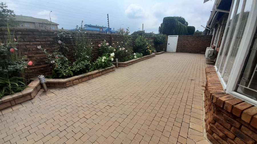 3 Bedroom Property for Sale in Norkem Park Gauteng
