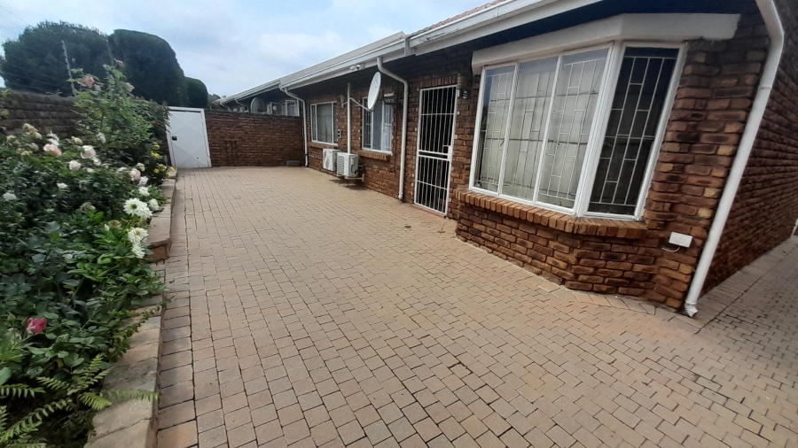 3 Bedroom Property for Sale in Norkem Park Gauteng