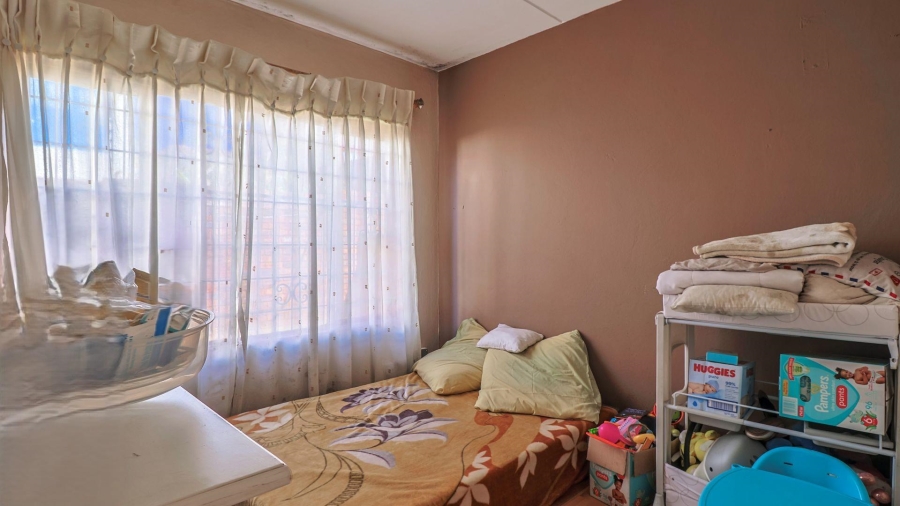 2 Bedroom Property for Sale in Mondeor Gauteng