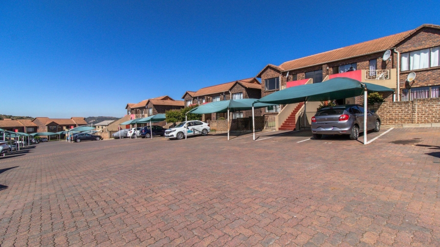 2 Bedroom Property for Sale in Mondeor Gauteng