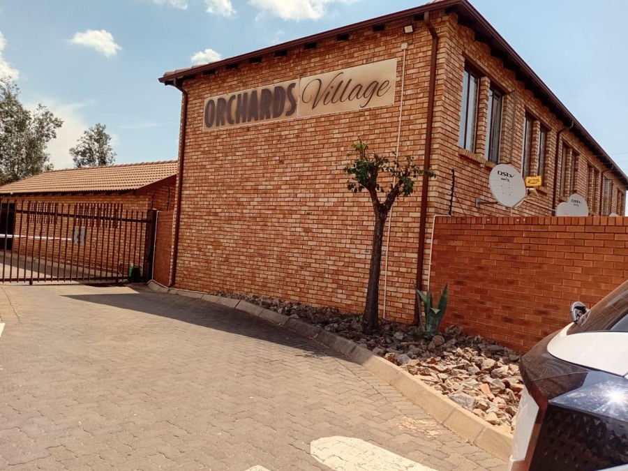 2 Bedroom Property for Sale in The Orchards Gauteng