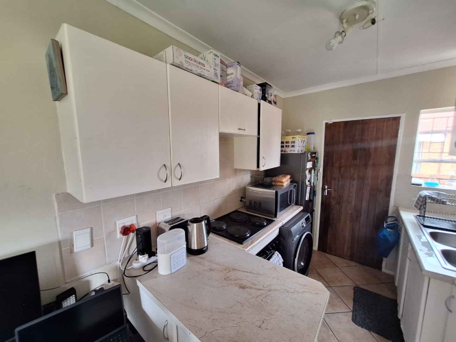 To Let 2 Bedroom Property for Rent in Wilgeheuwel Gauteng