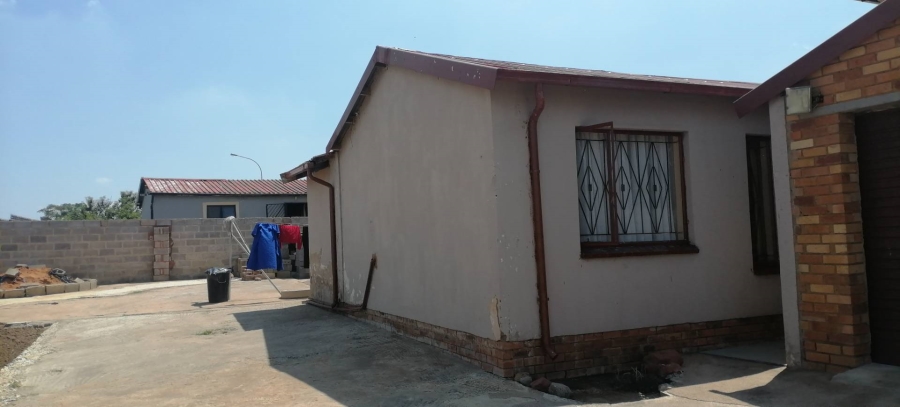 2 Bedroom Property for Sale in Tsakane Gauteng