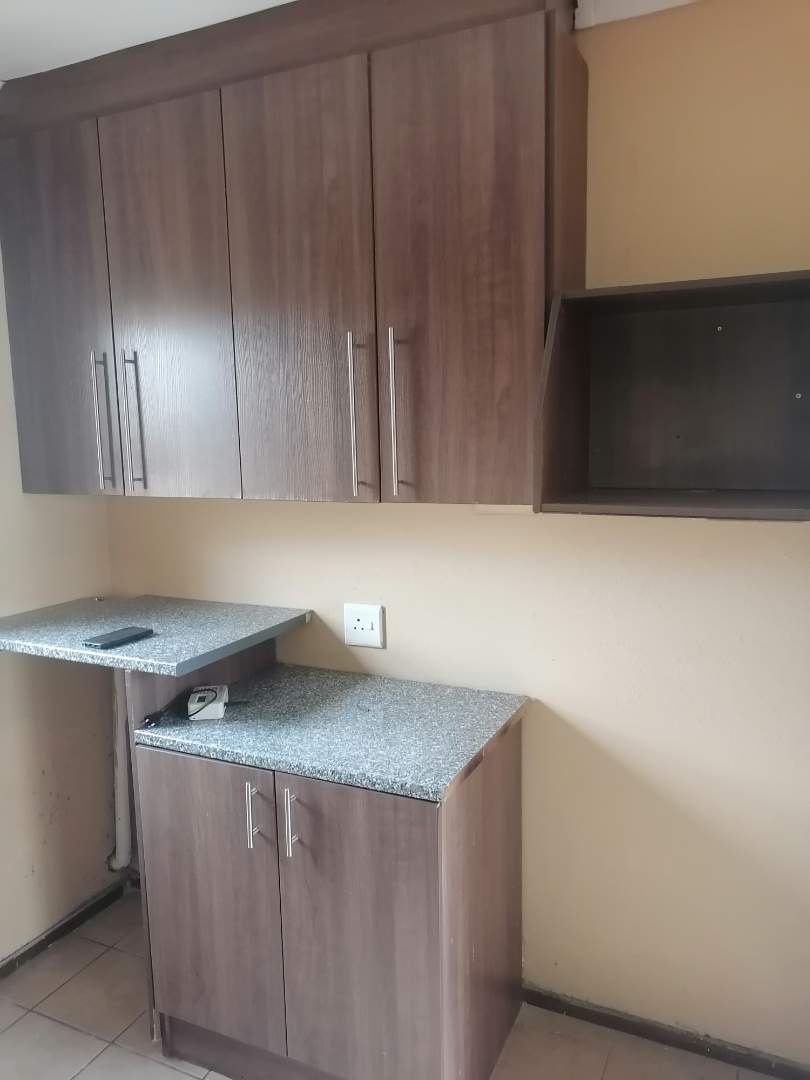 2 Bedroom Property for Sale in Sharon Park Gauteng