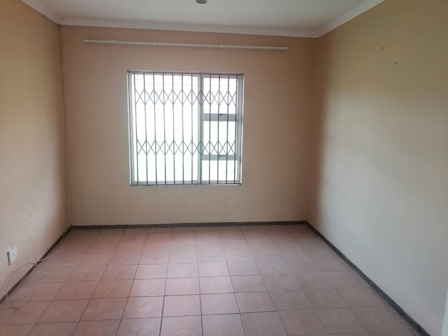 2 Bedroom Property for Sale in Sharon Park Gauteng