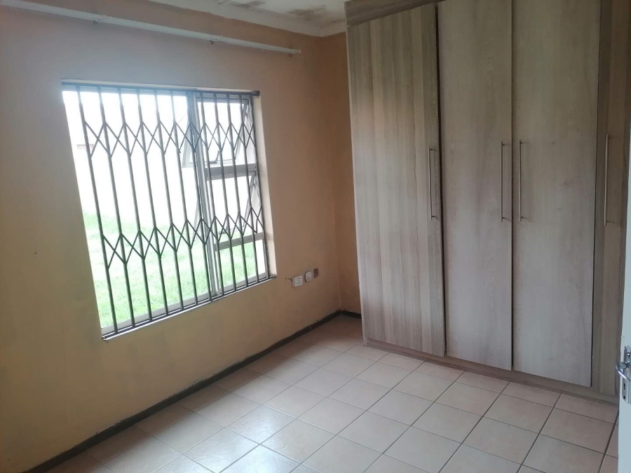 2 Bedroom Property for Sale in Sharon Park Gauteng