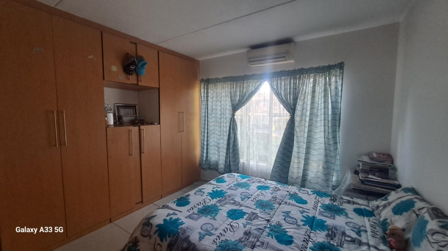 2 Bedroom Property for Sale in Buccleuch Gauteng