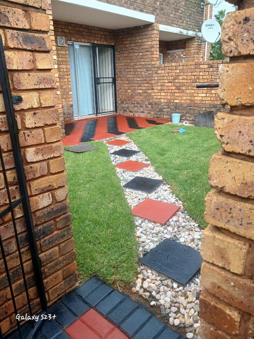 2 Bedroom Property for Sale in Clarina Gauteng