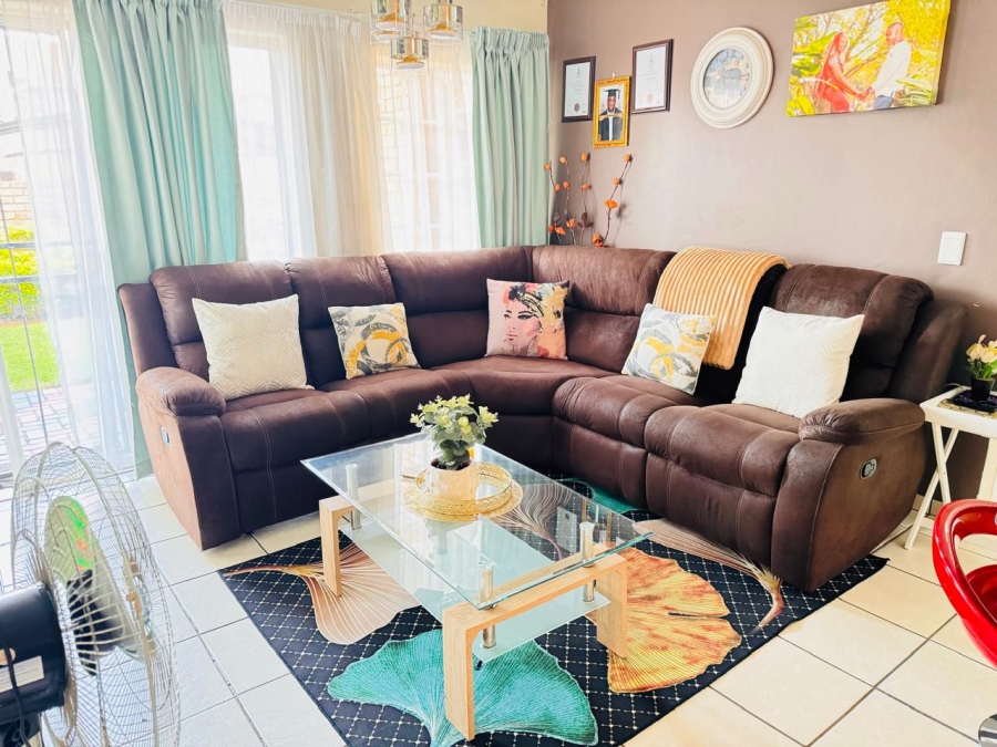 2 Bedroom Property for Sale in Clarina Gauteng