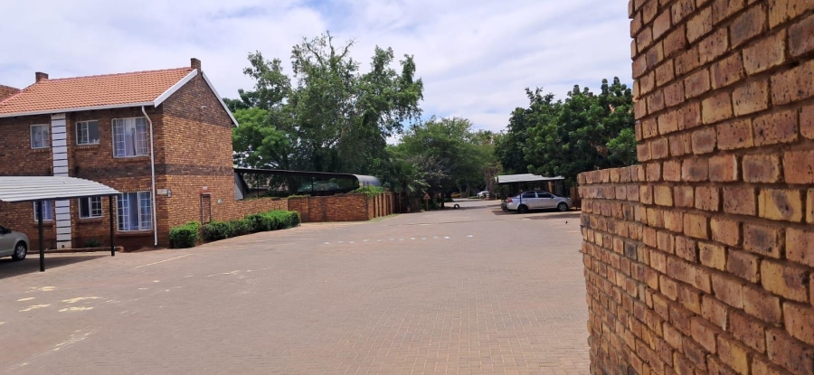 2 Bedroom Property for Sale in Clarina Gauteng