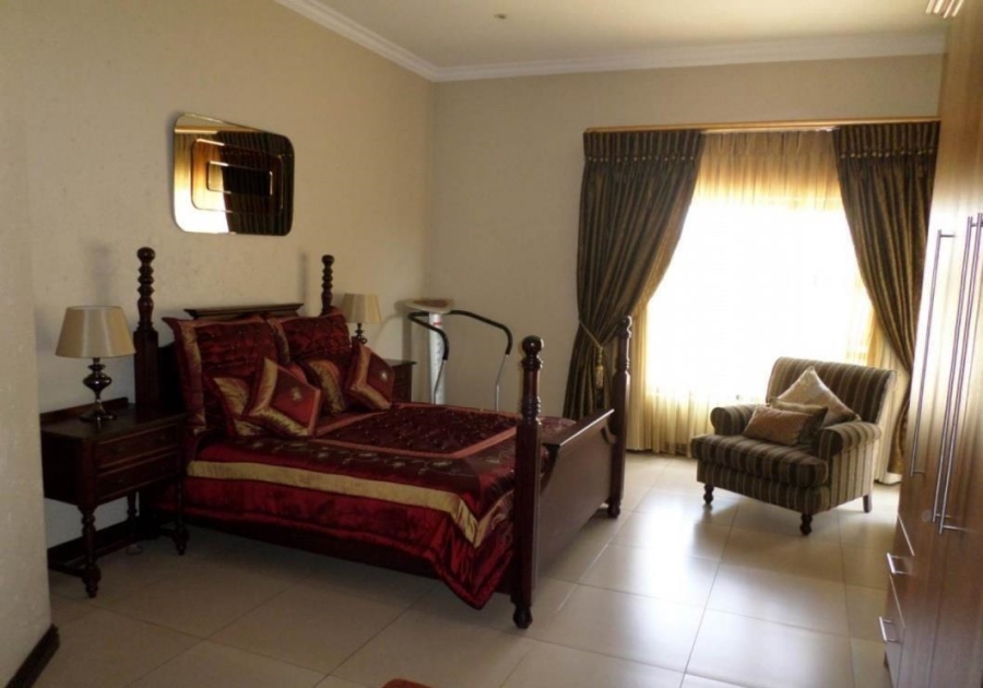 7 Bedroom Property for Sale in Parkrand Gauteng