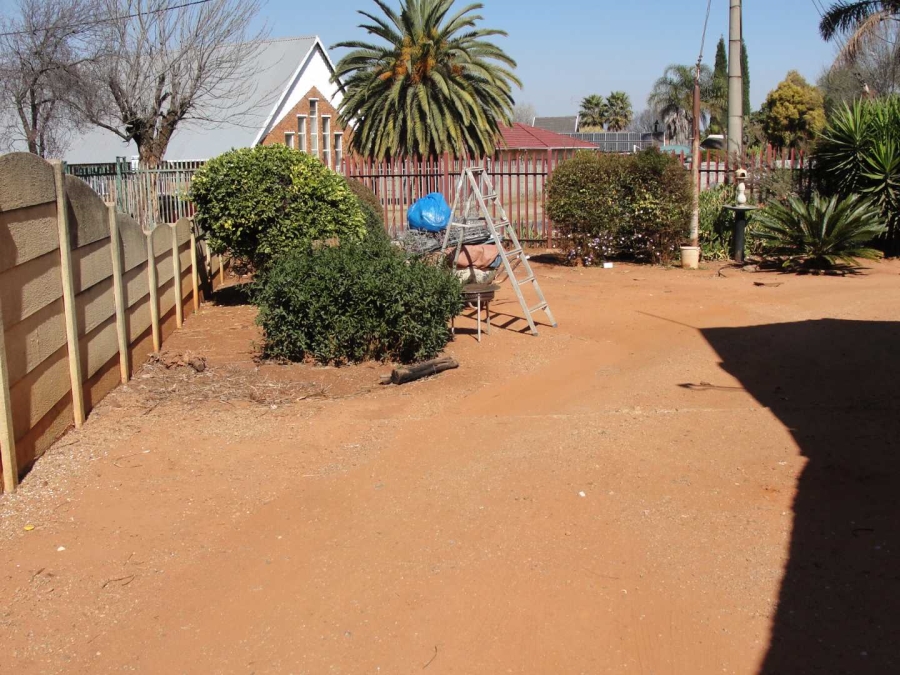 3 Bedroom Property for Sale in Birchleigh Gauteng