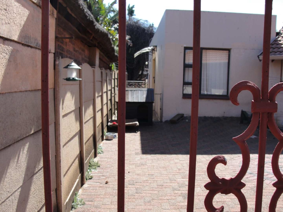 3 Bedroom Property for Sale in Birchleigh Gauteng