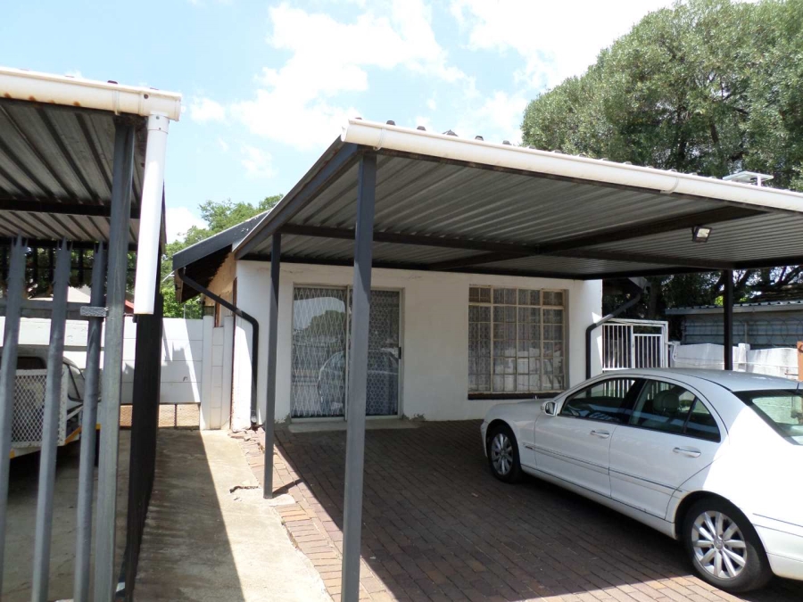 4 Bedroom Property for Sale in Farrar Park Gauteng