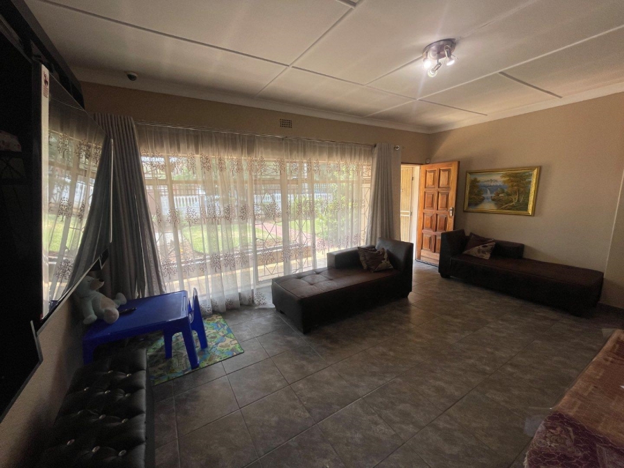 4 Bedroom Property for Sale in New Redruth Gauteng