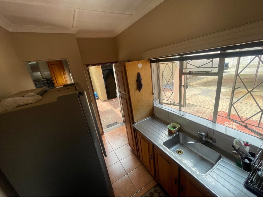 4 Bedroom Property for Sale in New Redruth Gauteng