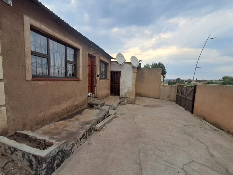 2 Bedroom Property for Sale in Tembisa Gauteng