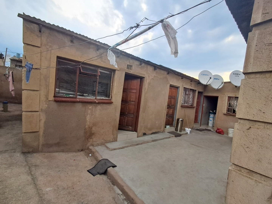 2 Bedroom Property for Sale in Tembisa Gauteng