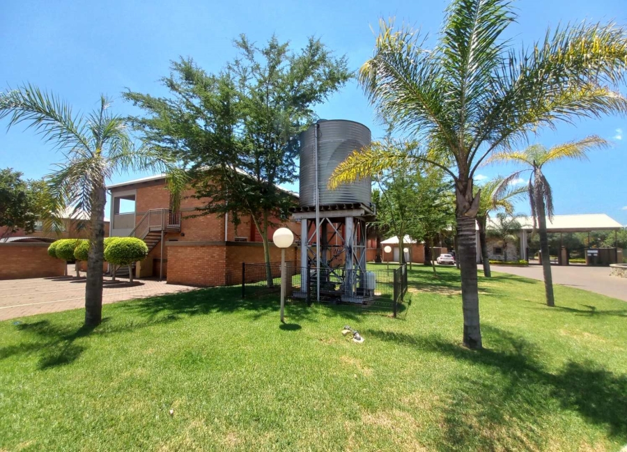 2 Bedroom Property for Sale in Andeon Gauteng