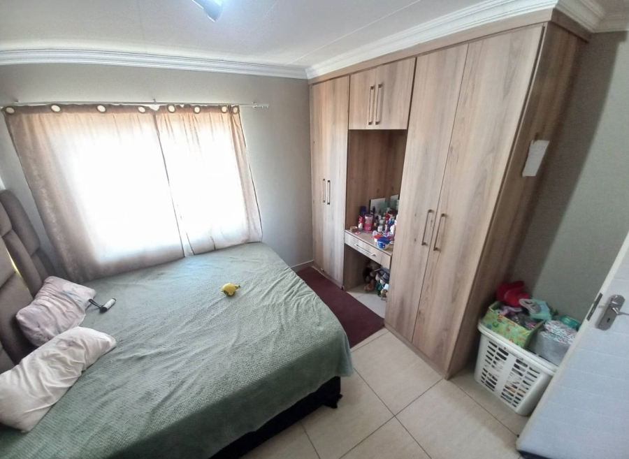 2 Bedroom Property for Sale in Andeon Gauteng