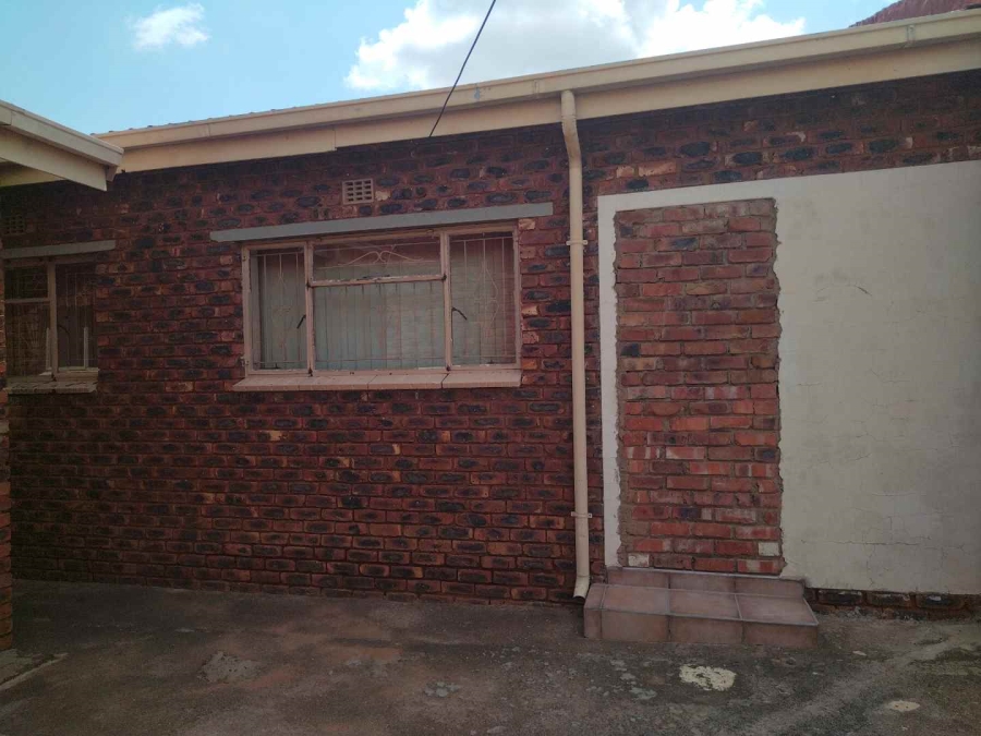 To Let 1 Bedroom Property for Rent in Mabopane Gauteng