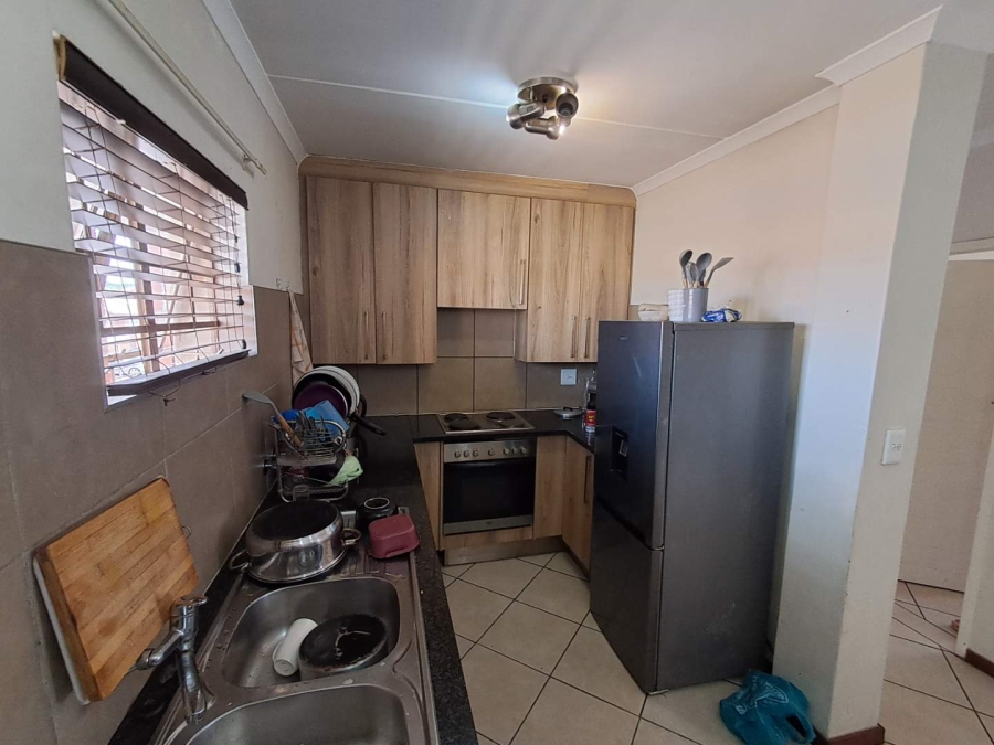 2 Bedroom Property for Sale in Monavoni Gauteng