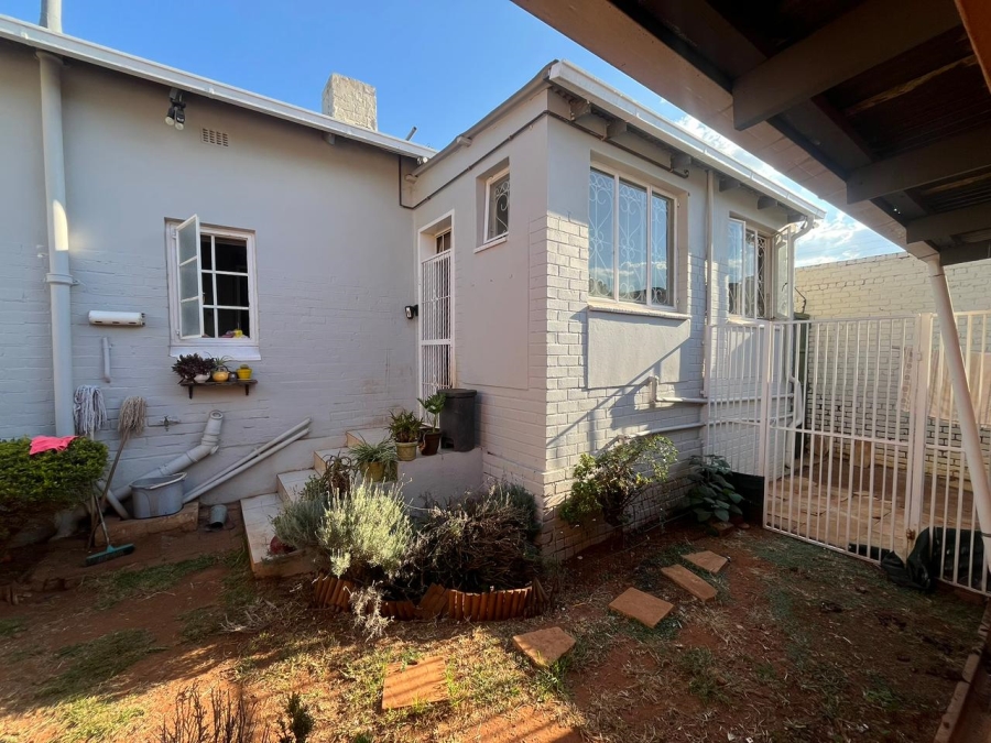 2 Bedroom Property for Sale in The Hill Gauteng