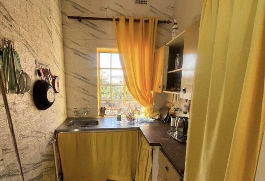 6 Bedroom Property for Sale in Bezuidenhout Valley Gauteng