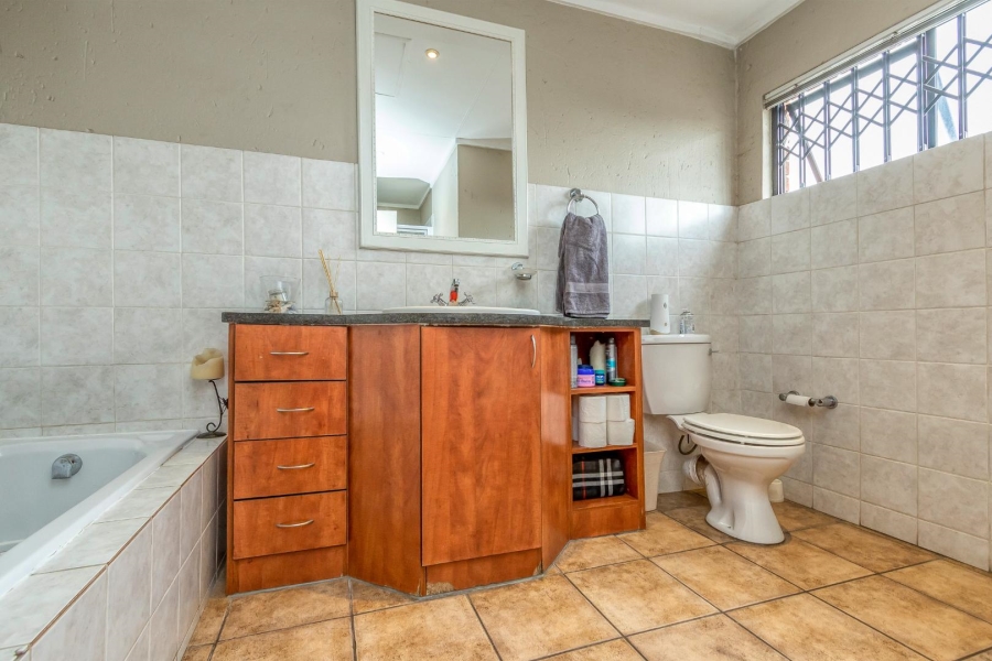 2 Bedroom Property for Sale in Darrenwood Gauteng