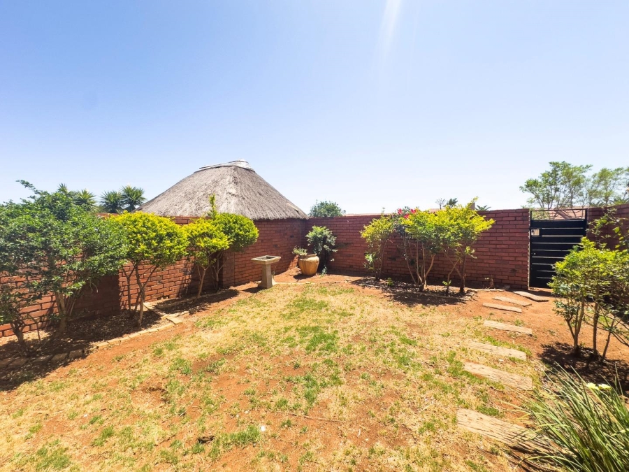 2 Bedroom Property for Sale in Mooikloof Ridge Gauteng