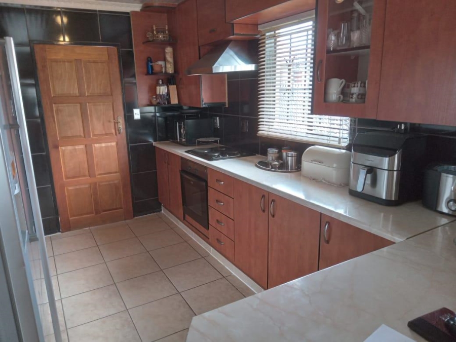 3 Bedroom Property for Sale in Cosmo City Gauteng