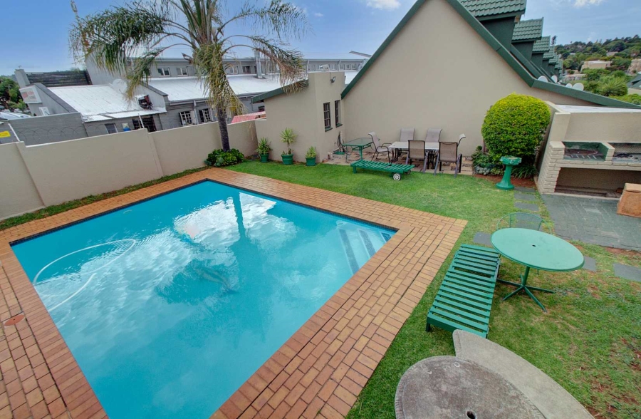 2 Bedroom Property for Sale in Weltevreden Park Gauteng