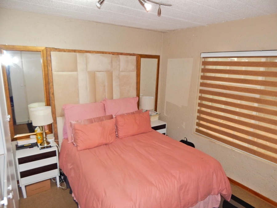 2 Bedroom Property for Sale in Allens Nek Gauteng