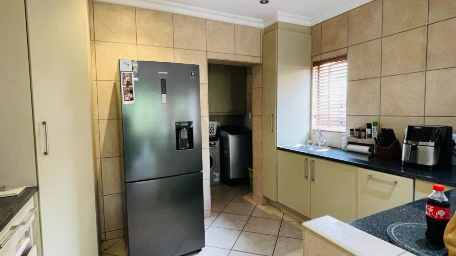 3 Bedroom Property for Sale in Midstream Estate Gauteng