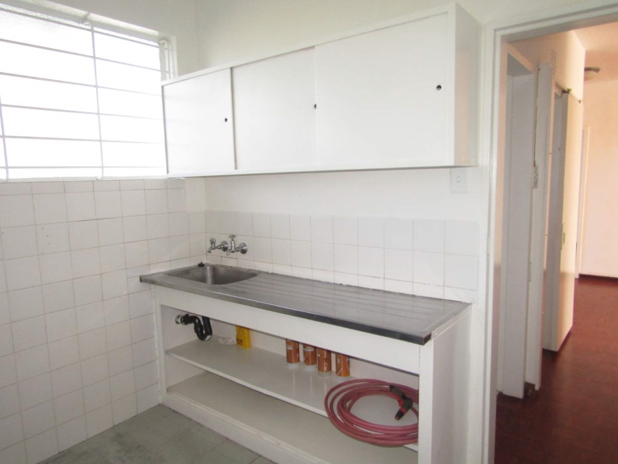 To Let 2 Bedroom Property for Rent in Sandringham Gauteng