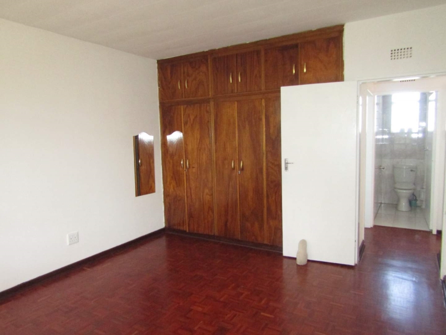 To Let 2 Bedroom Property for Rent in Sandringham Gauteng