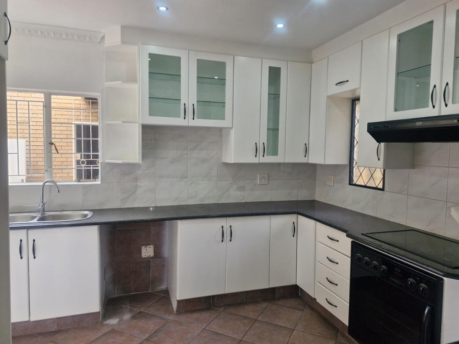 To Let 3 Bedroom Property for Rent in Morningside Gauteng