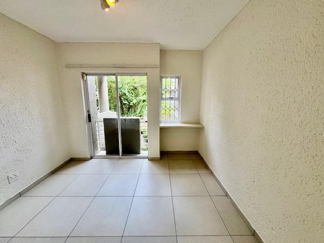 To Let 3 Bedroom Property for Rent in Benmore Gauteng