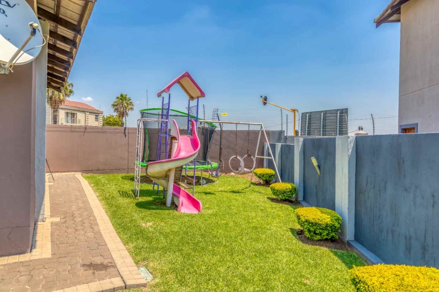 To Let 3 Bedroom Property for Rent in Valley View Estate Gauteng