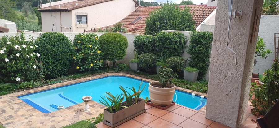 To Let 3 Bedroom Property for Rent in Bryanston Gauteng