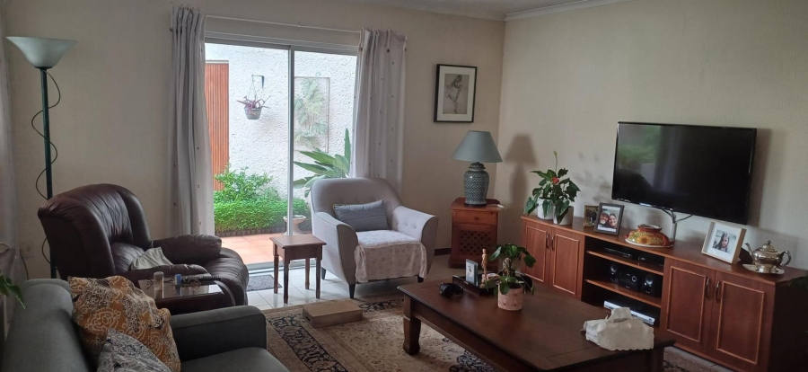 To Let 3 Bedroom Property for Rent in Bryanston Gauteng