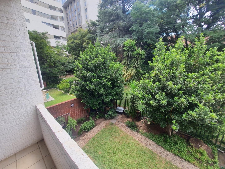 To Let 2 Bedroom Property for Rent in Sandton Central Gauteng