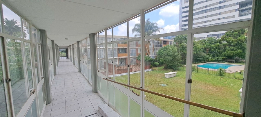 To Let 2 Bedroom Property for Rent in Sandton Central Gauteng