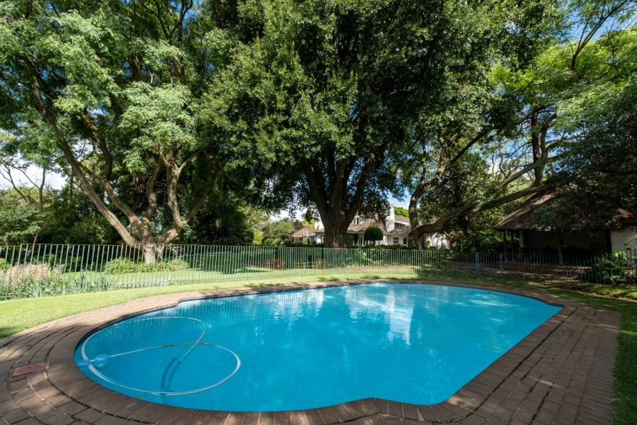 8 Bedroom Property for Sale in Bryanston Gauteng