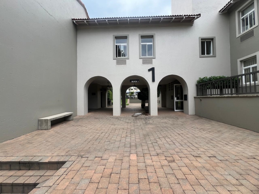 To Let commercial Property for Rent in Hyde Park Gauteng