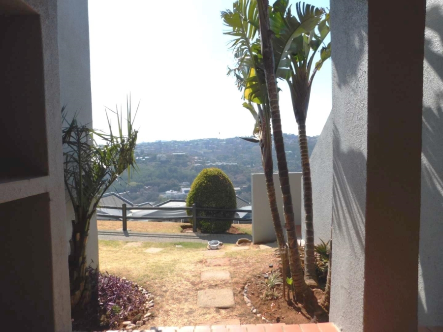 To Let 2 Bedroom Property for Rent in Glenvista Gauteng