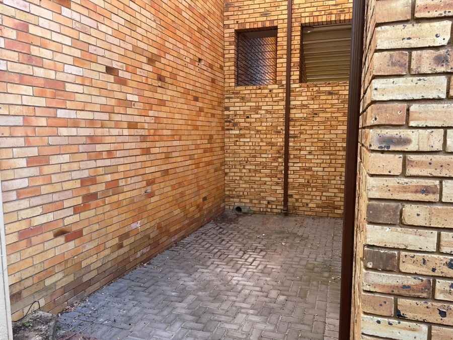 2 Bedroom Property for Sale in Alberton North Gauteng