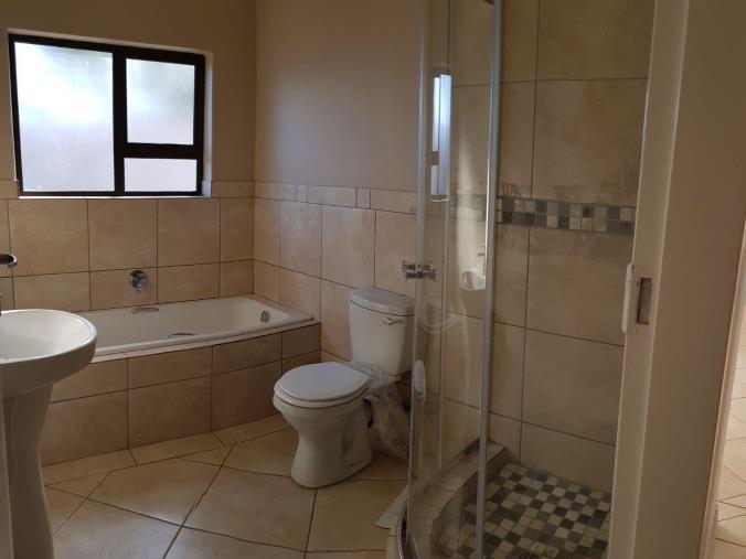 To Let 3 Bedroom Property for Rent in Kookrus Gauteng