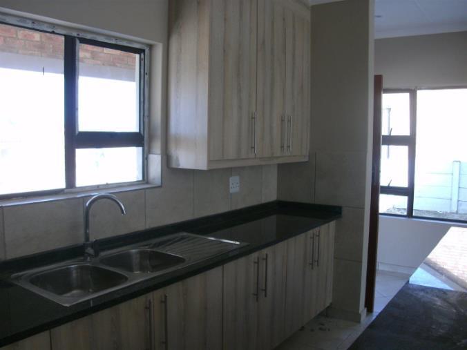 To Let 3 Bedroom Property for Rent in Kookrus Gauteng